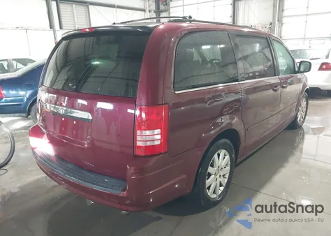 2008 Chrysler Town & Country Touring from USA, damaged, VIN 2A8HR54PX8R684496